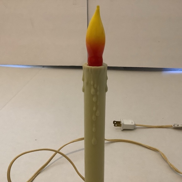 Vintage Electric Plug-In Drip Candolier Plastic Christmas Candle (Single) w/Bulb - Picture 11 of 16